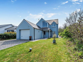 3 Bed in Tenby 92066